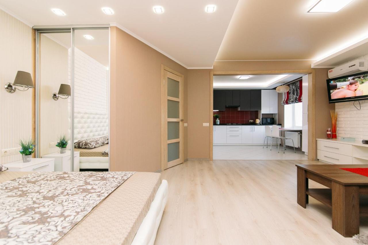 Vip Apartments Faraon On Kharkovskaya 1 Floor Sumy Exterior photo